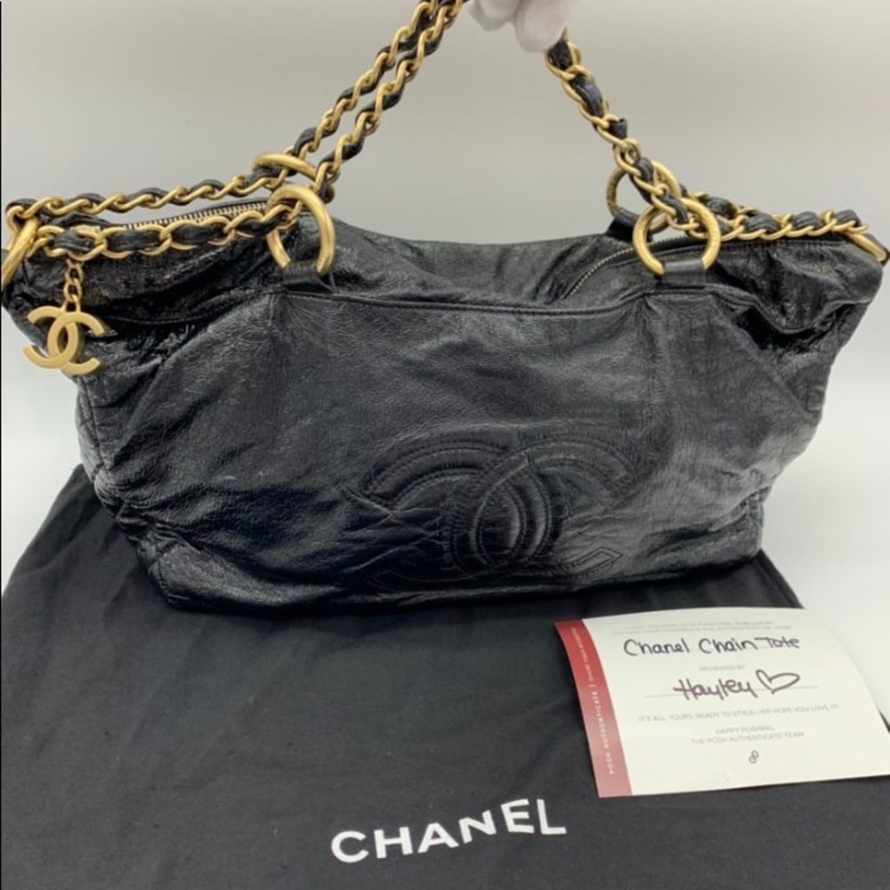 Authentic CHANEL Chain Tote / Shoulder Bag
